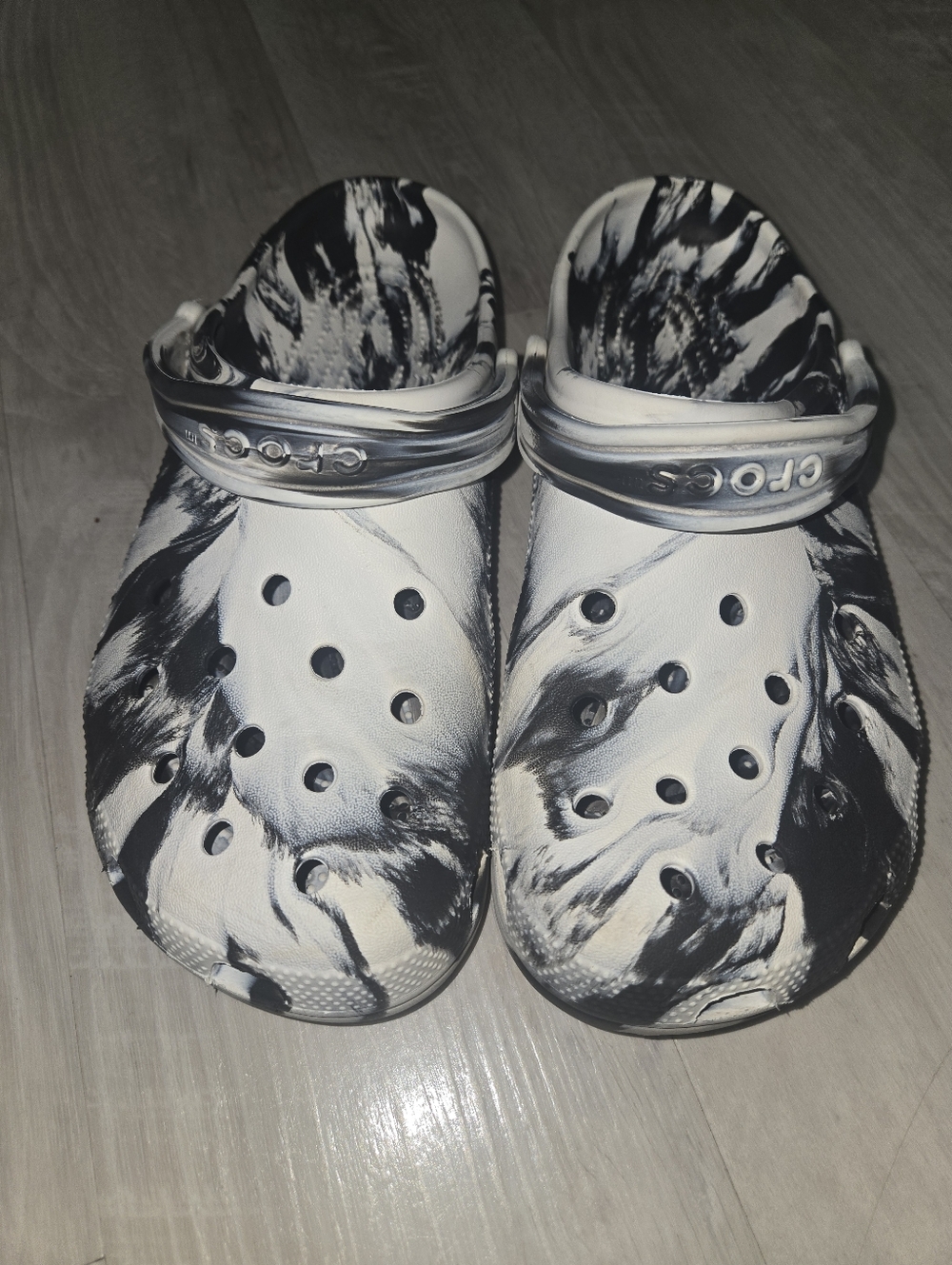 CROCS Marbled Black & White Classic Clogs Size 11